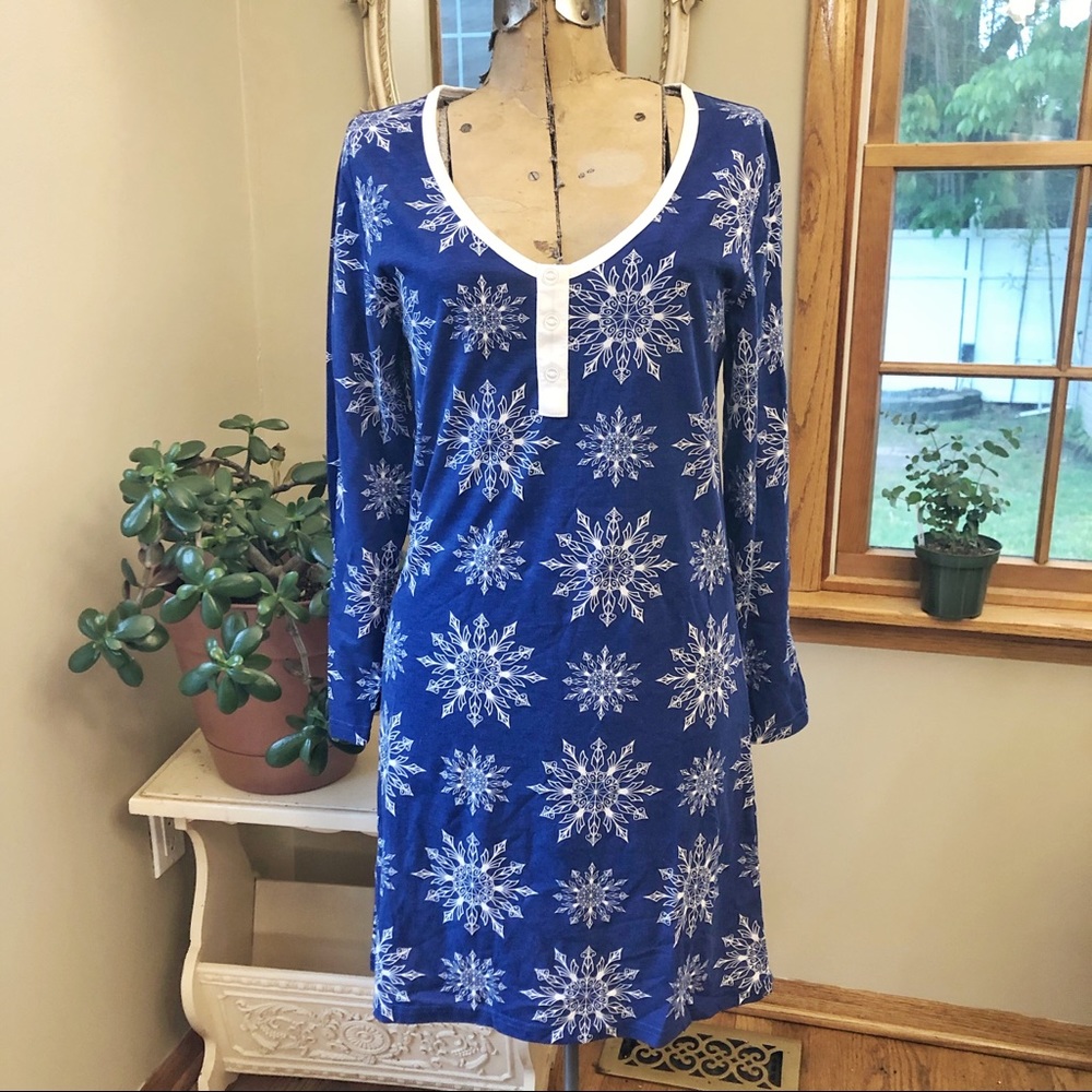 BHPJs Bedhead Pajamas Snowflake print nightgown
